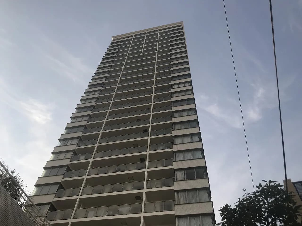 大阪ウエストゲートタワー
