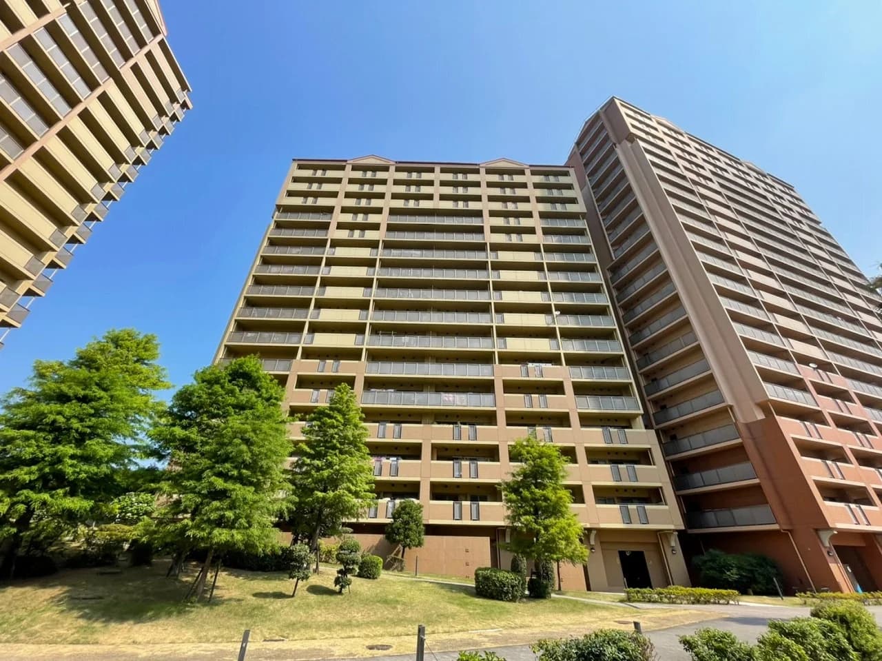 ファミールハイツ泉大津セントハーバーシティー6番館