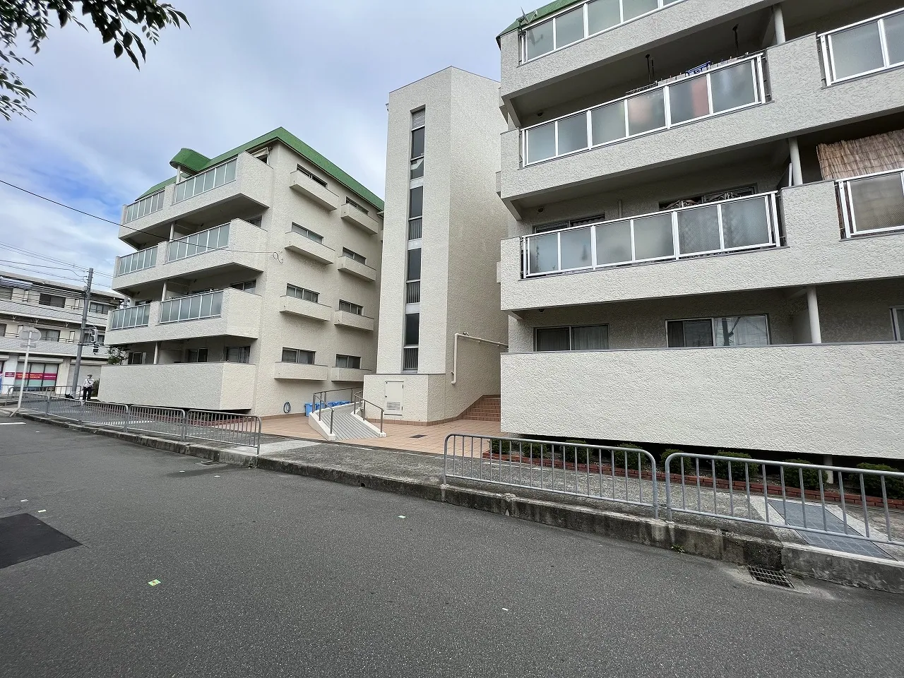 フルーレ石橋マンション(所在4階)