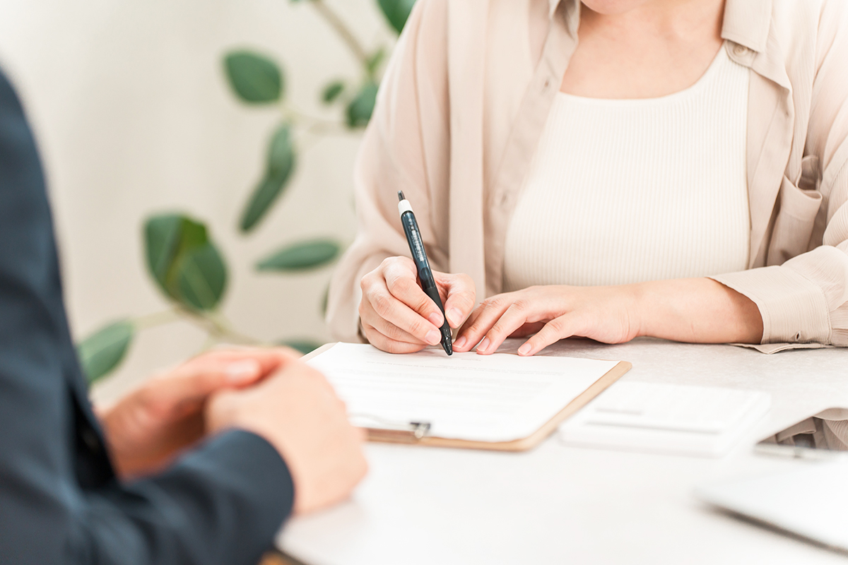 1.大阪市にお住まいのU様が、「相続登記を期限内に終わらせ、無事に売却できた事例」