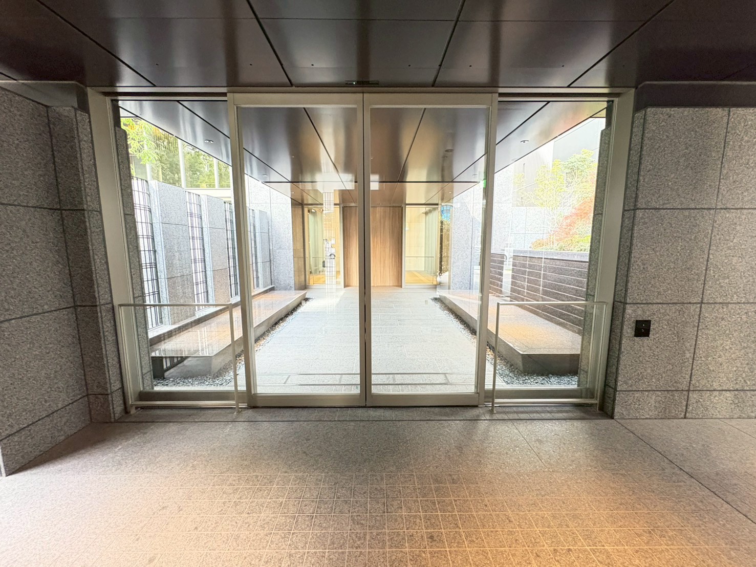 【投資用区分マンション】ローレルタワー堺筋本町