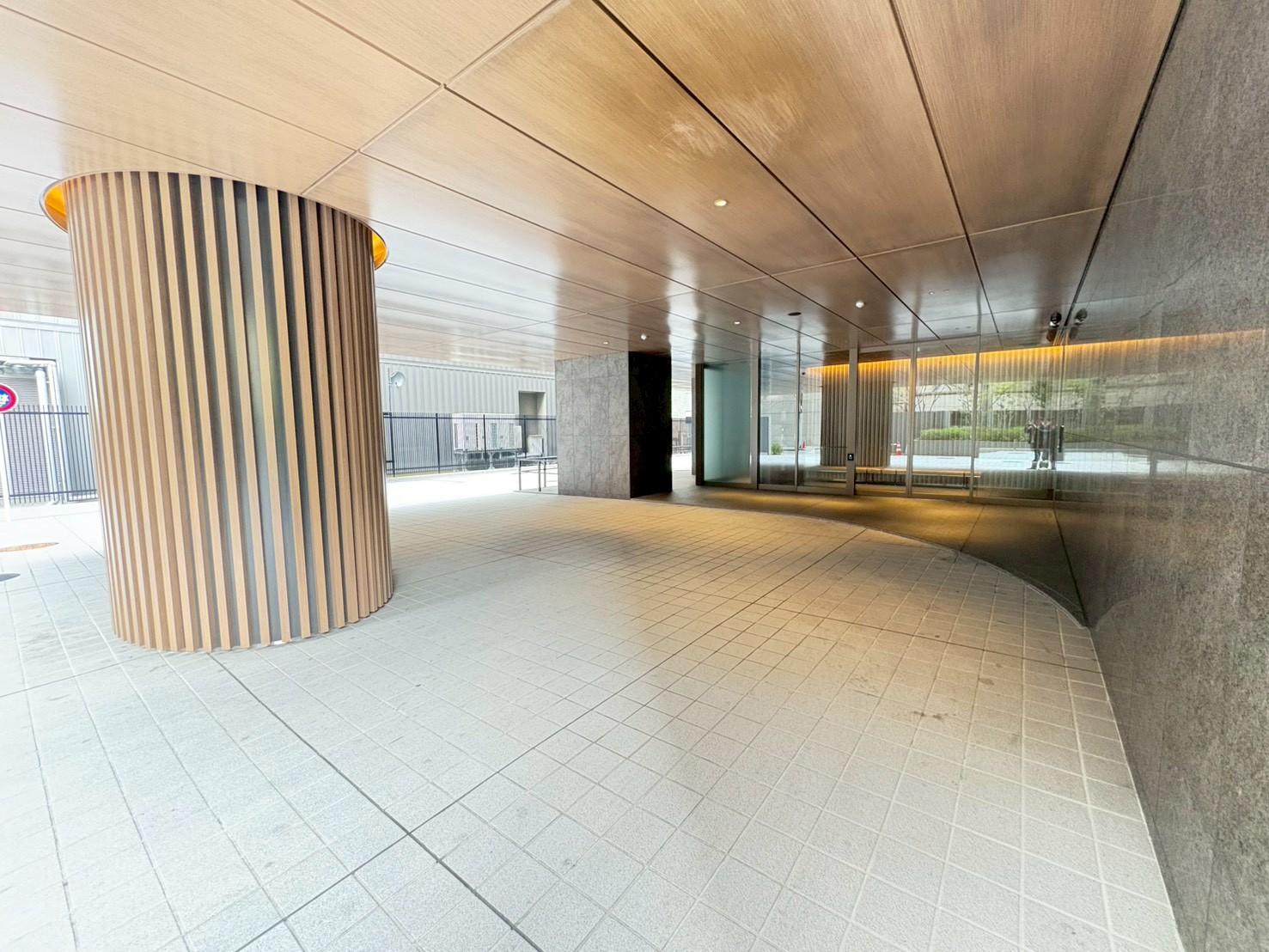 【投資用区分マンション】ローレルタワー堺筋本町